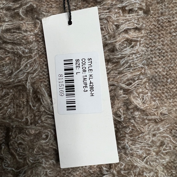 Taupe Fringe Balloon Sleeve Pullover Knit Sweater NWT - Picture 9 of 9